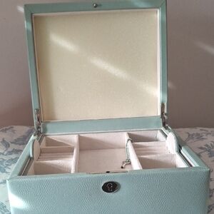 Stylish Light Blue Jewelry Box